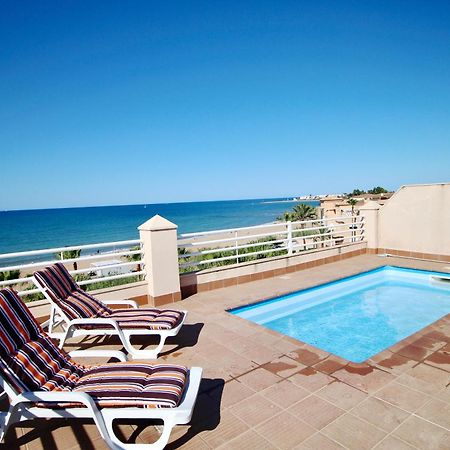 Atico Con Piscina Privada En Primera Linea Lägenhet Denia Rum bild
