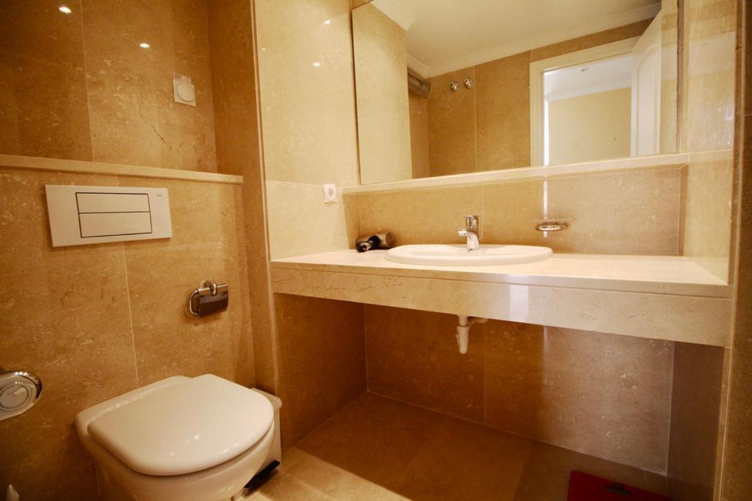 Atico Con Piscina Privada En Primera Linea Lägenhet Denia Exteriör bild