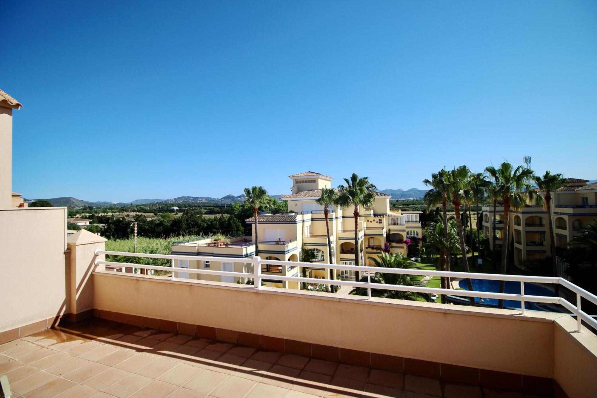 Atico Con Piscina Privada En Primera Linea Lägenhet Denia Rum bild