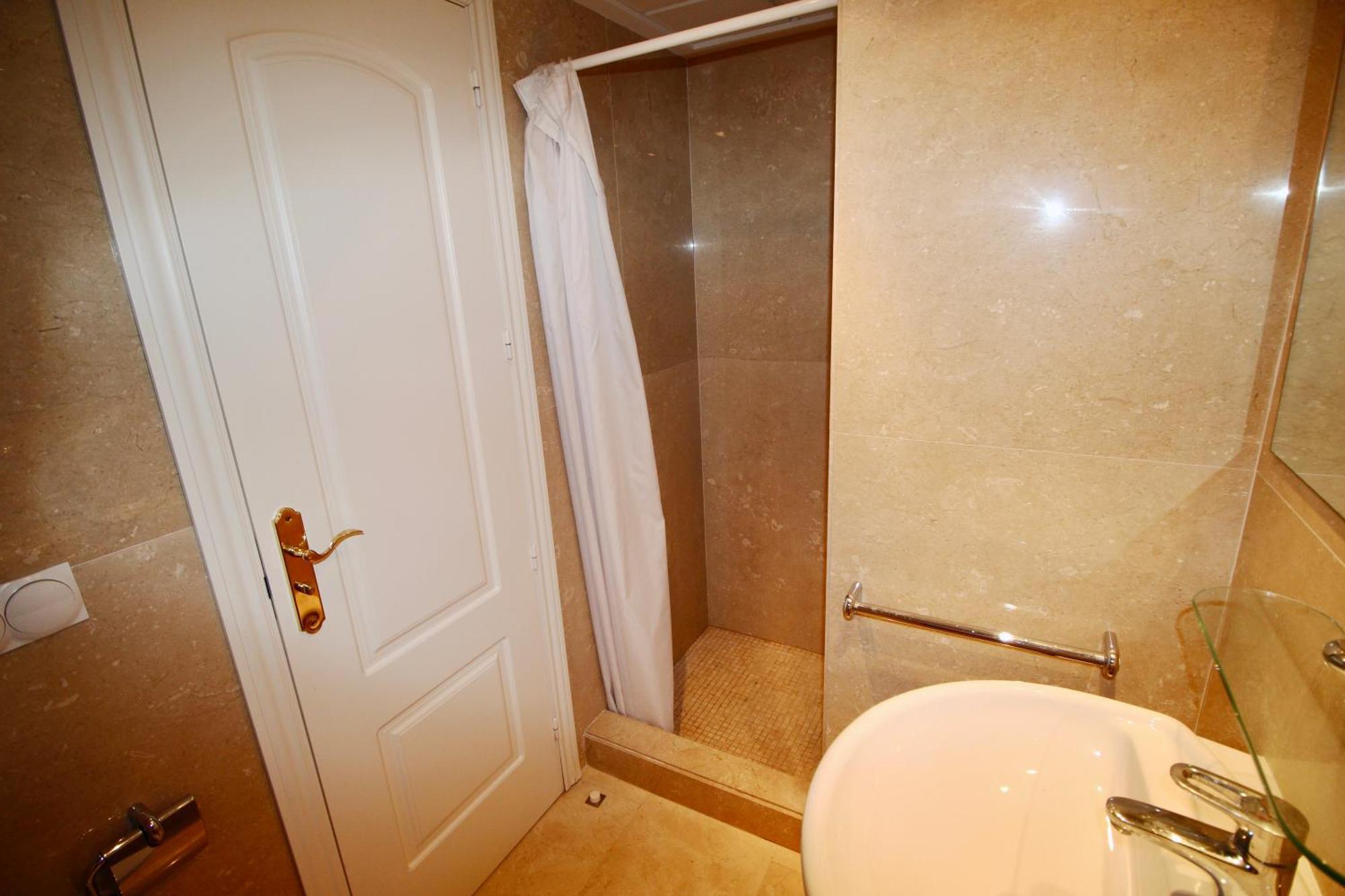 Atico Con Piscina Privada En Primera Linea Lägenhet Denia Rum bild