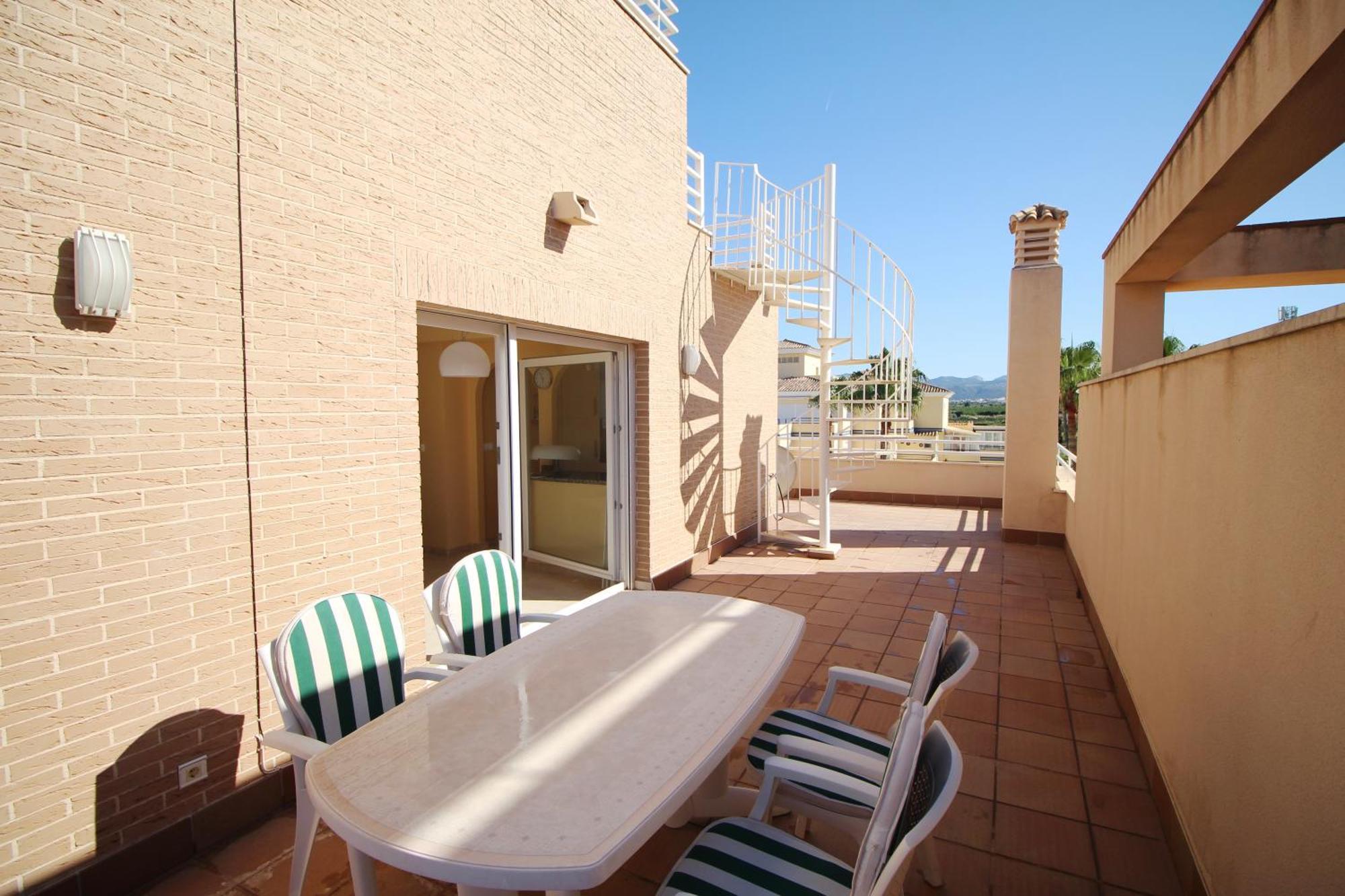 Atico Con Piscina Privada En Primera Linea Lägenhet Denia Rum bild
